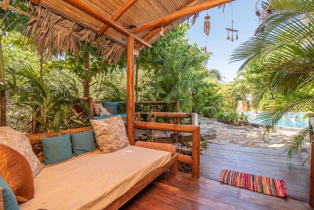 Ocho Artisan Bungalows (Adults Only) Tamarindo Exterior photo